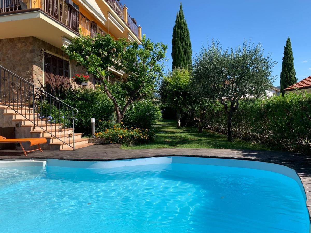 Villa Pineland Borghetto Santo Spirito Exteriör bild