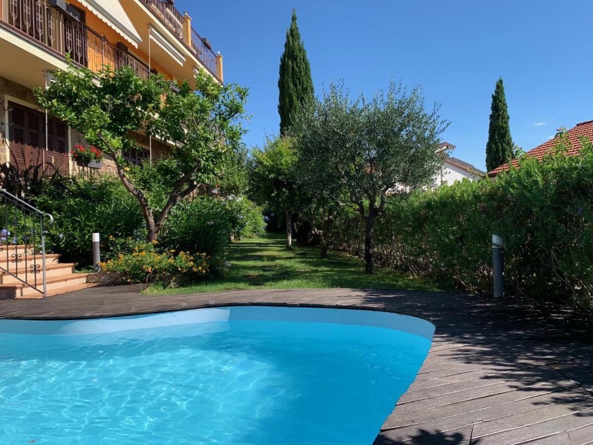 Villa Pineland Borghetto Santo Spirito Exteriör bild