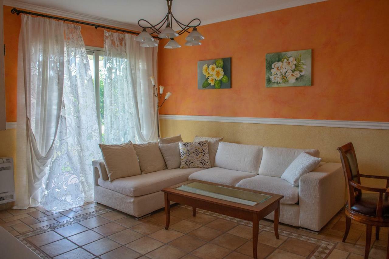 Villa Pineland Borghetto Santo Spirito Exteriör bild