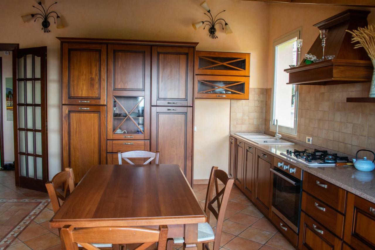 Villa Pineland Borghetto Santo Spirito Exteriör bild