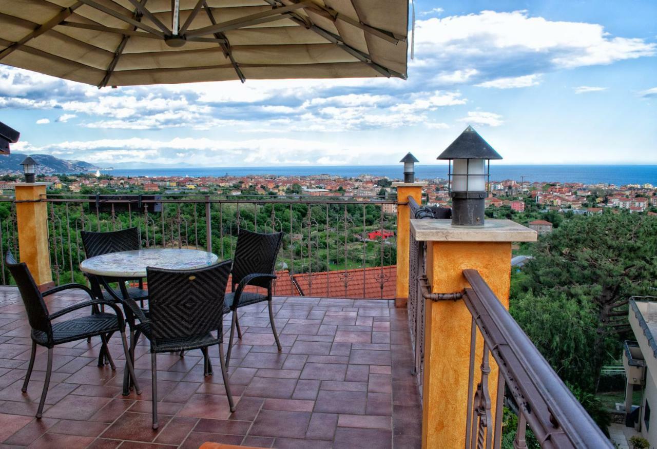 Villa Pineland Borghetto Santo Spirito Exteriör bild